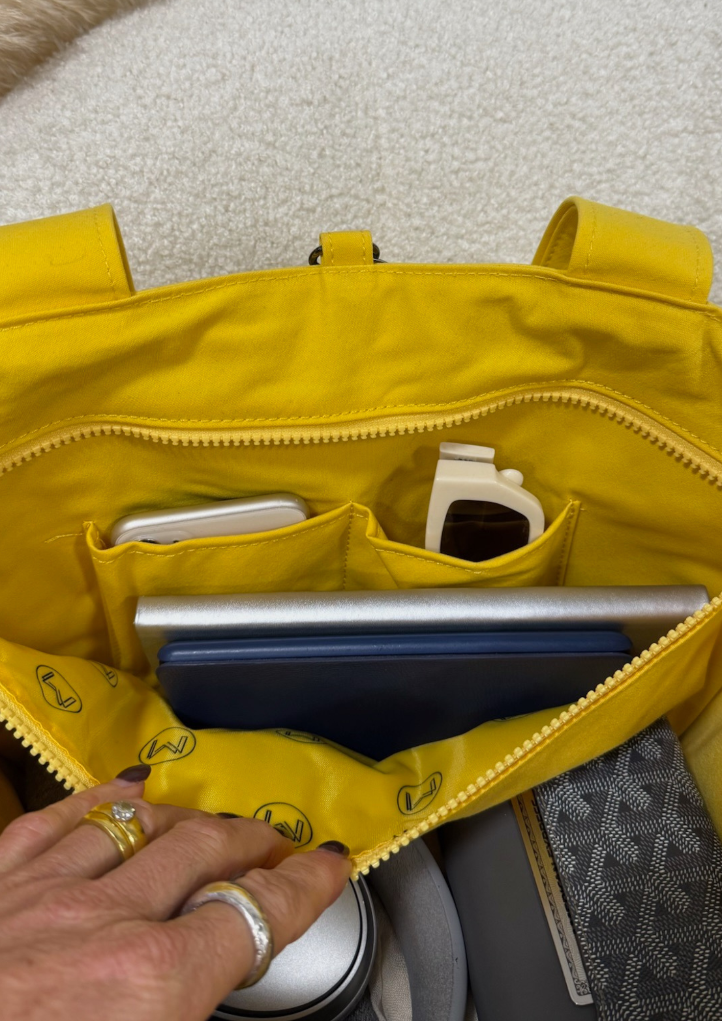 Cove Traveller Tote (MEDIUM SIZE) - Lemon Love (NO ZIP-UP TOP)