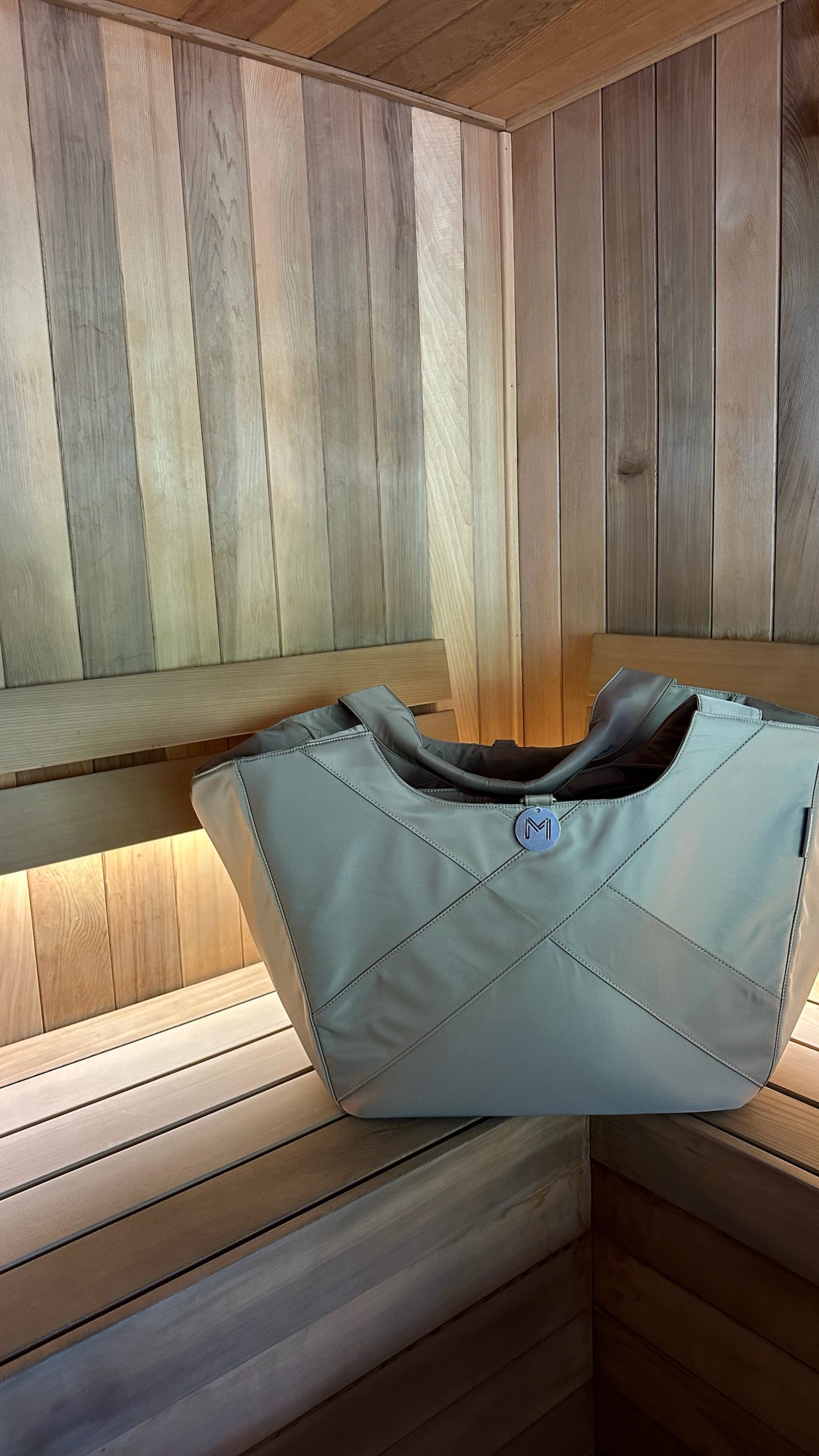 SAVE $119 - Golden Neutral Pamper Box - Free Petite with Tan Carry All