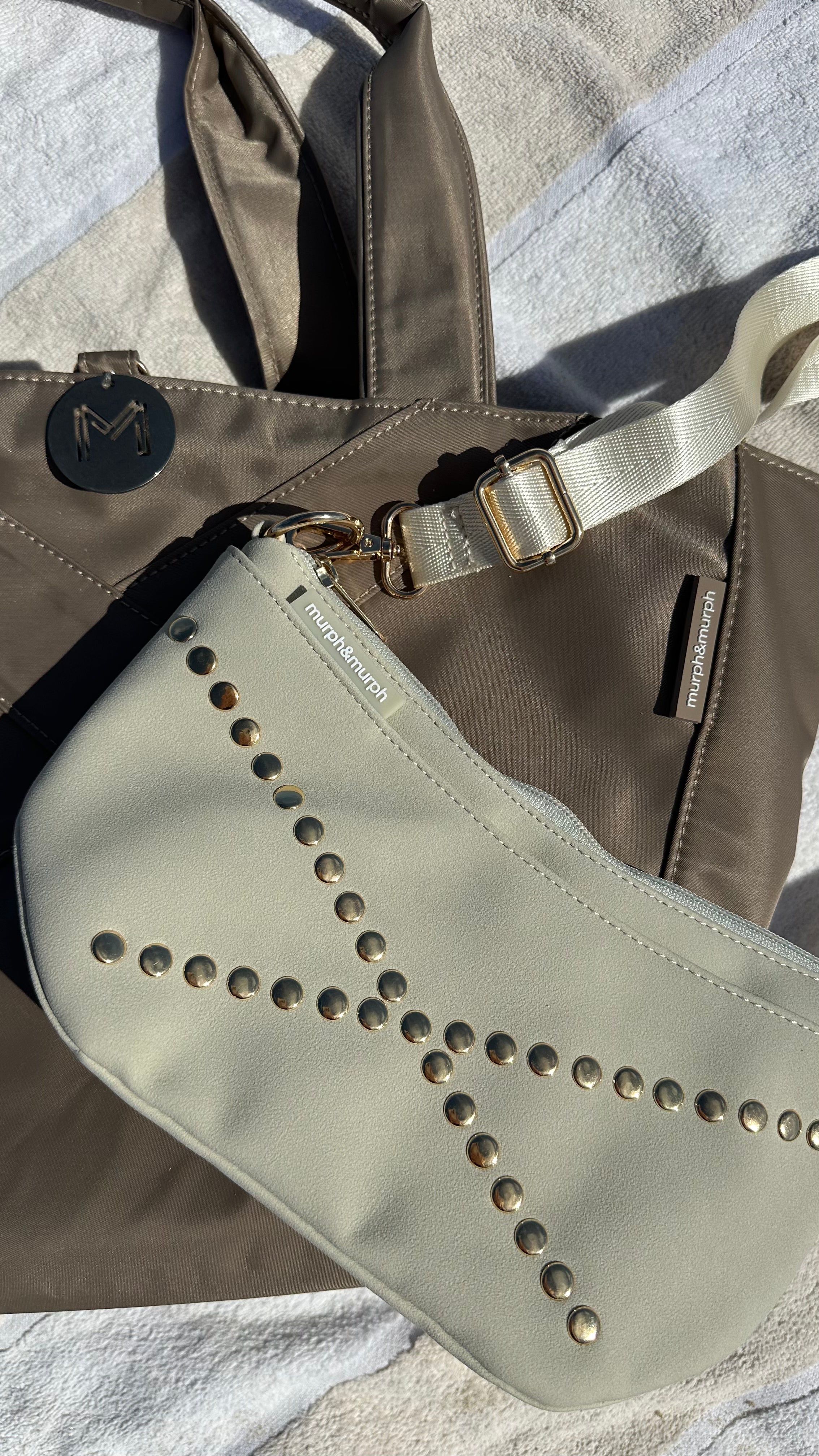 Petite - Cream VEGAN Suede x Gold Studs