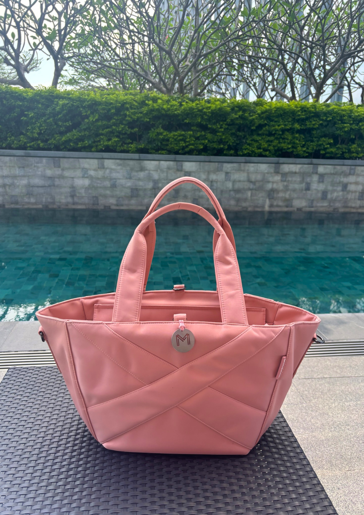 Urban Traveller Tote (MEDIUM SIZE) - BLOSSOM