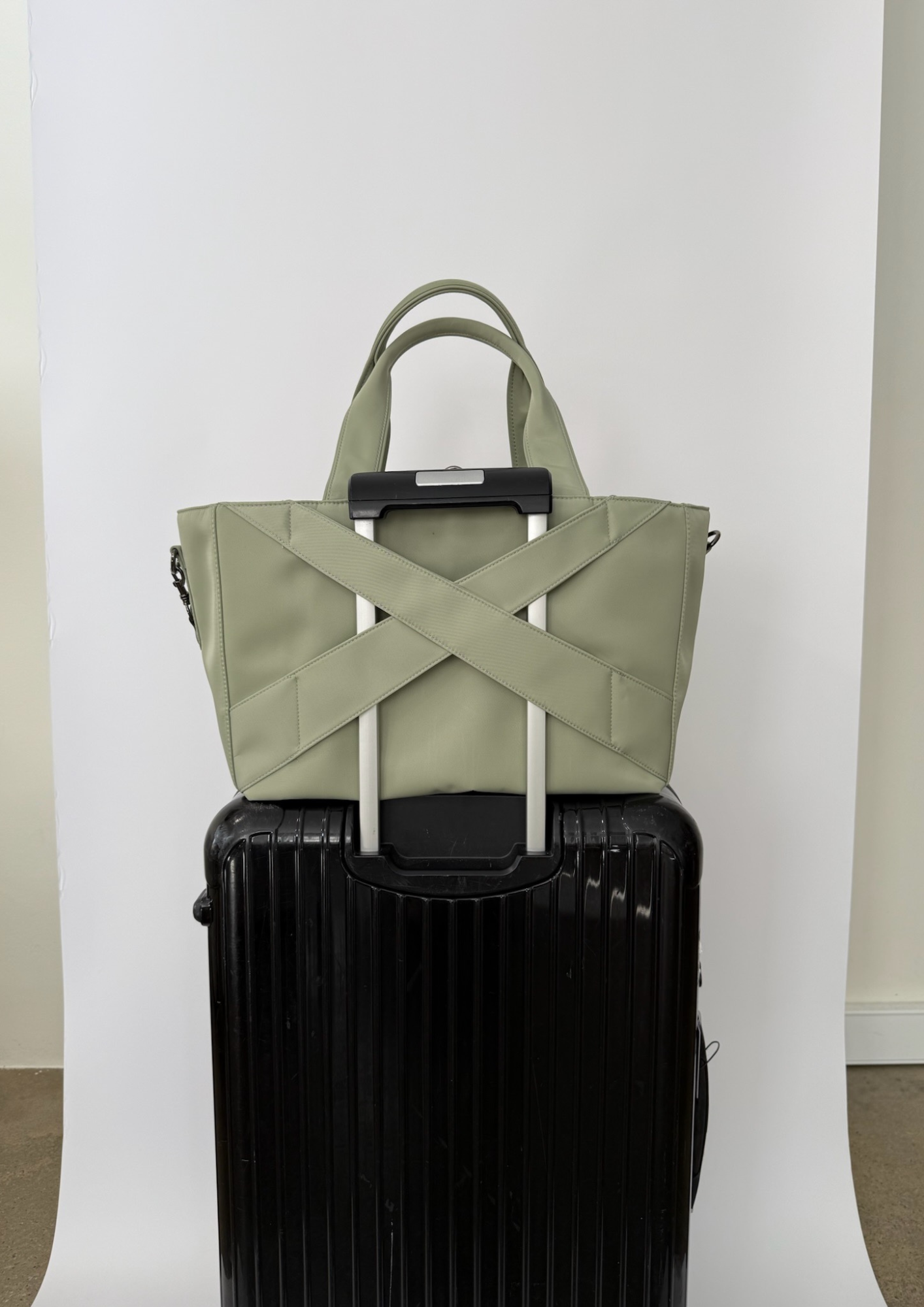 Daily Traveller Tote (LARGE SIZE) - Sage Green