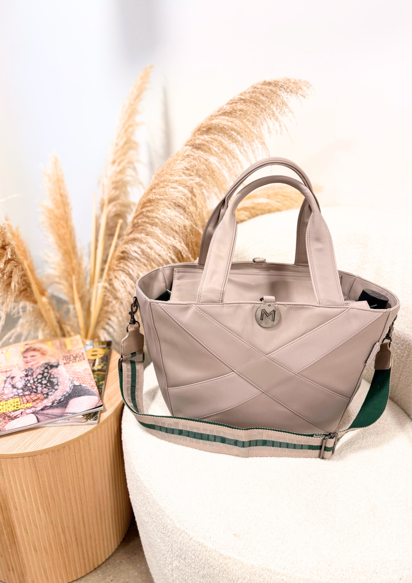 Urban Traveller Tote (MEDIUM SIZE) - Sand
