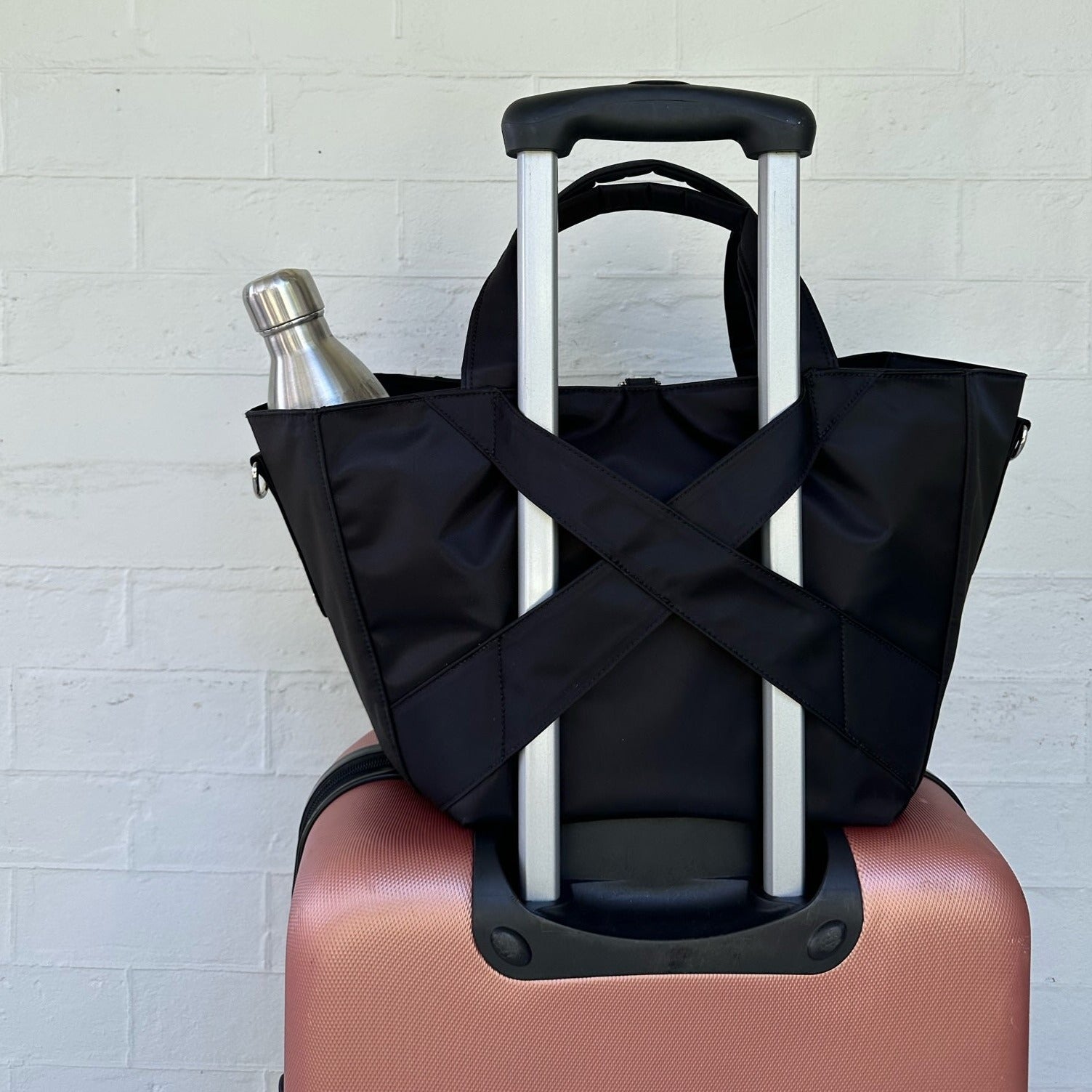 Cove Urban Traveller Tote - Black