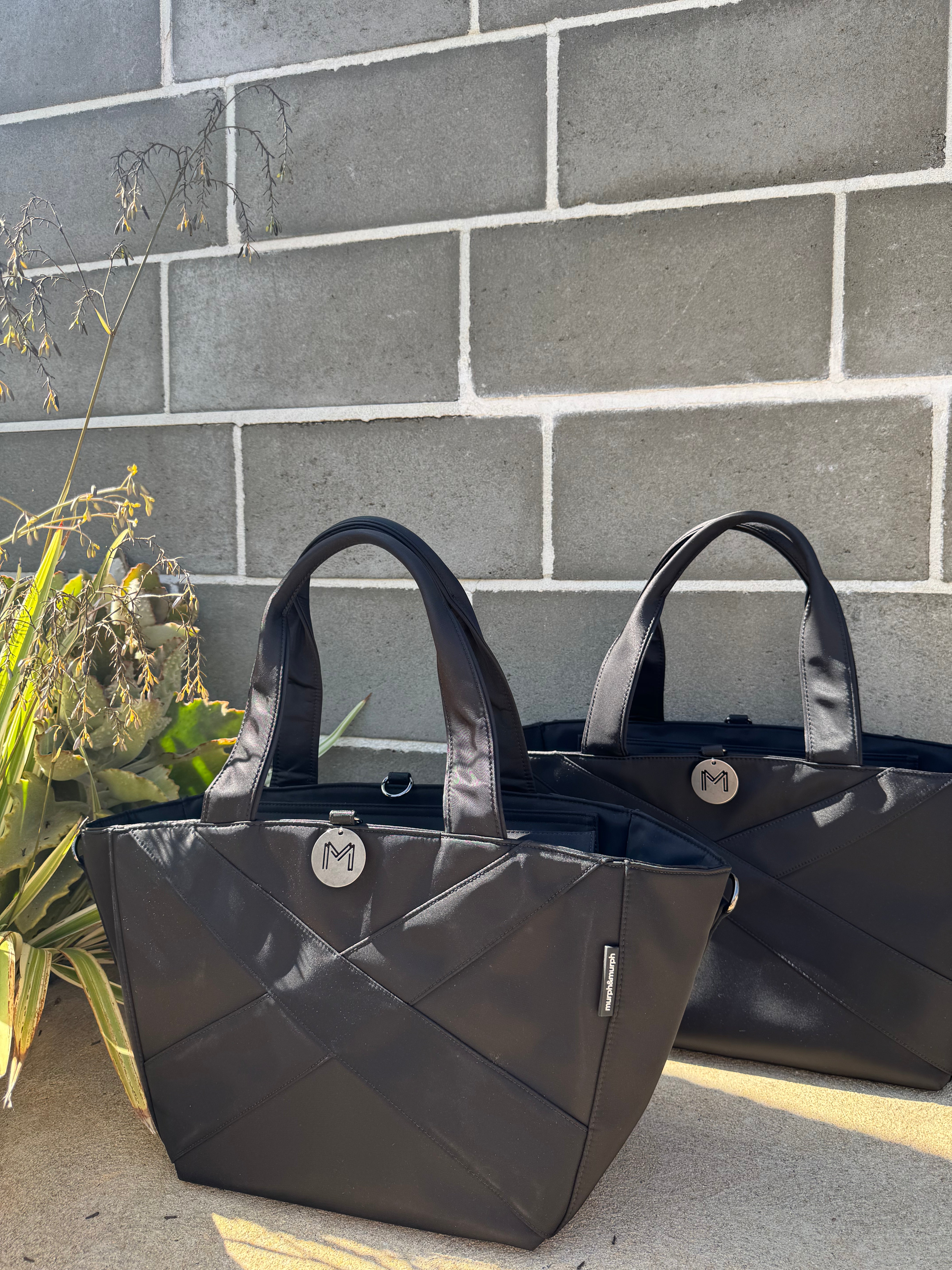 Cove Daily Tote - Navy