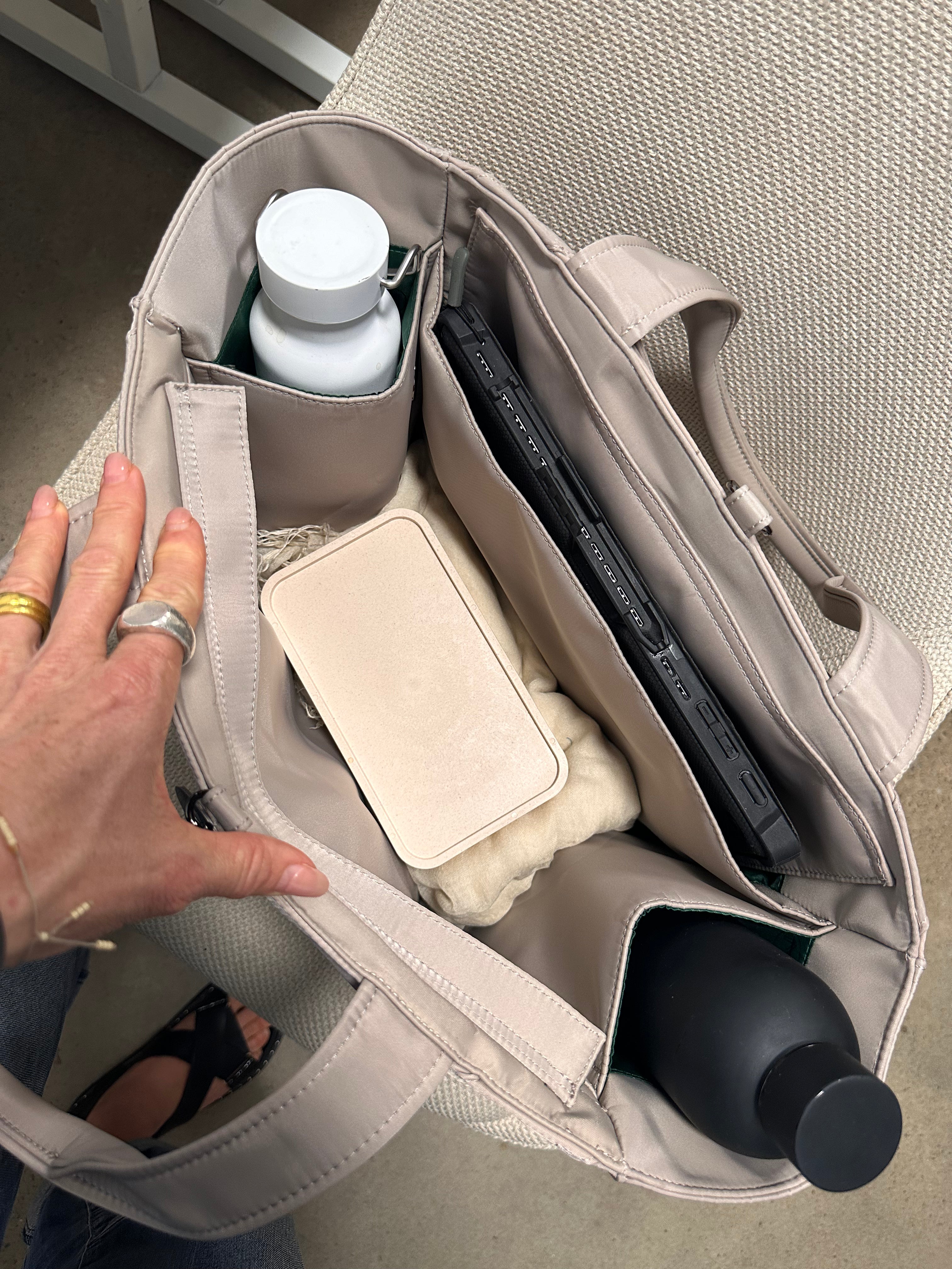 Cove Urban Traveller Tote - Sand