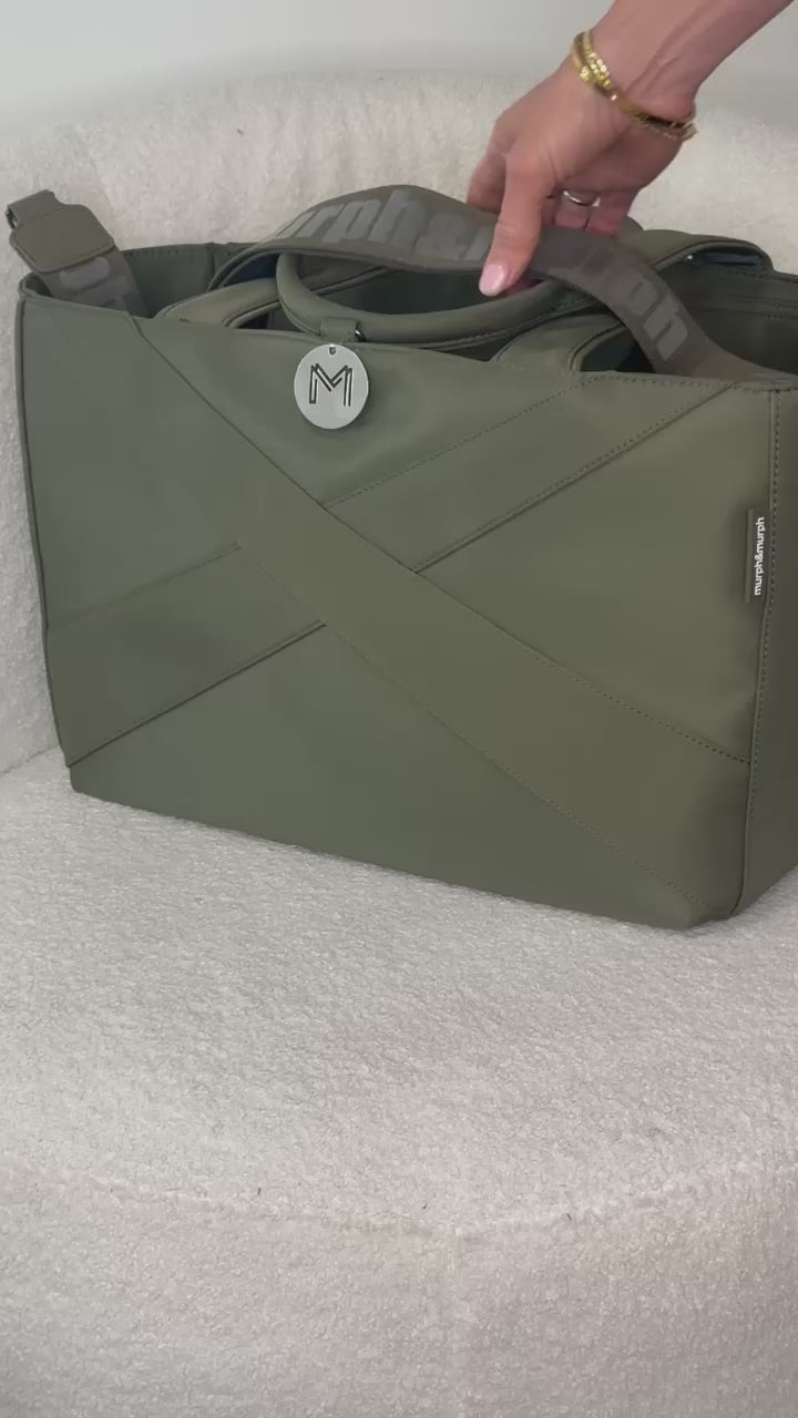 Load video: Urban Traveller Tote (MEDIUM SIZE) - Khaki