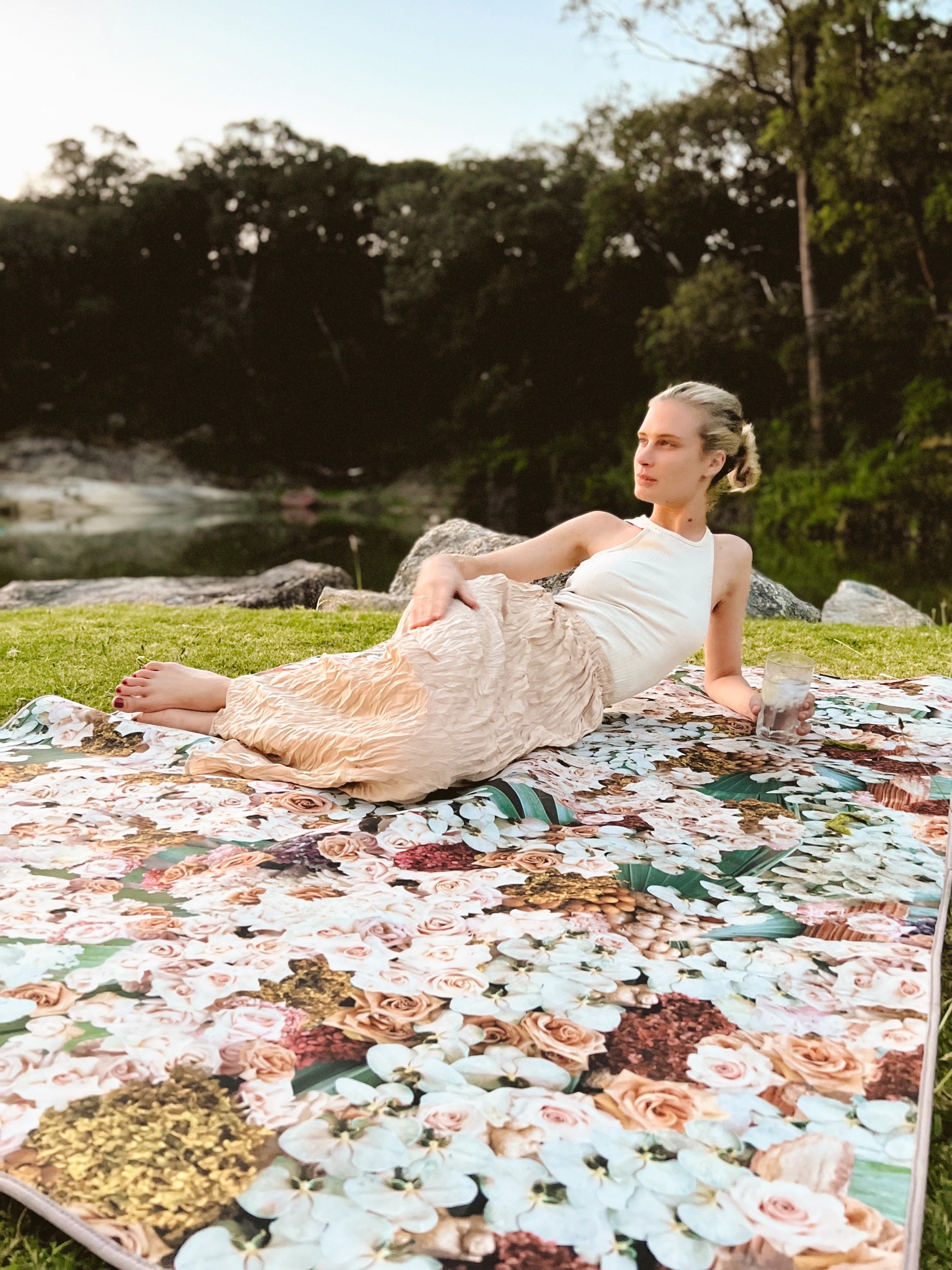 Neoprene Picnic Blanket - Natural Art