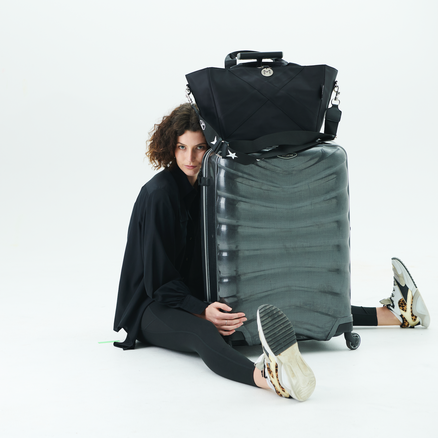 Cove Urban Traveller Tote - Black