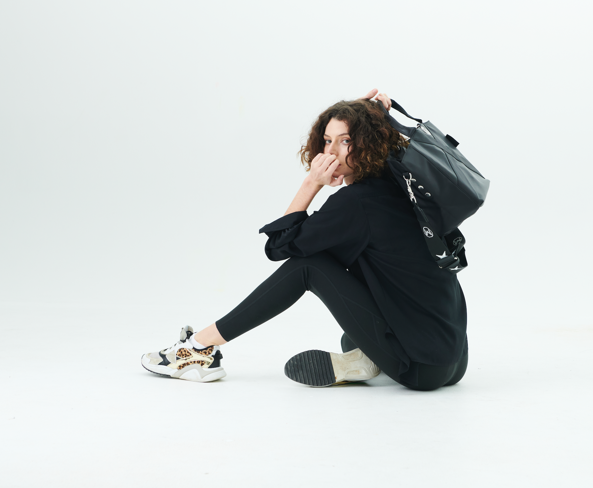 Cove Urban Traveller Tote - Black